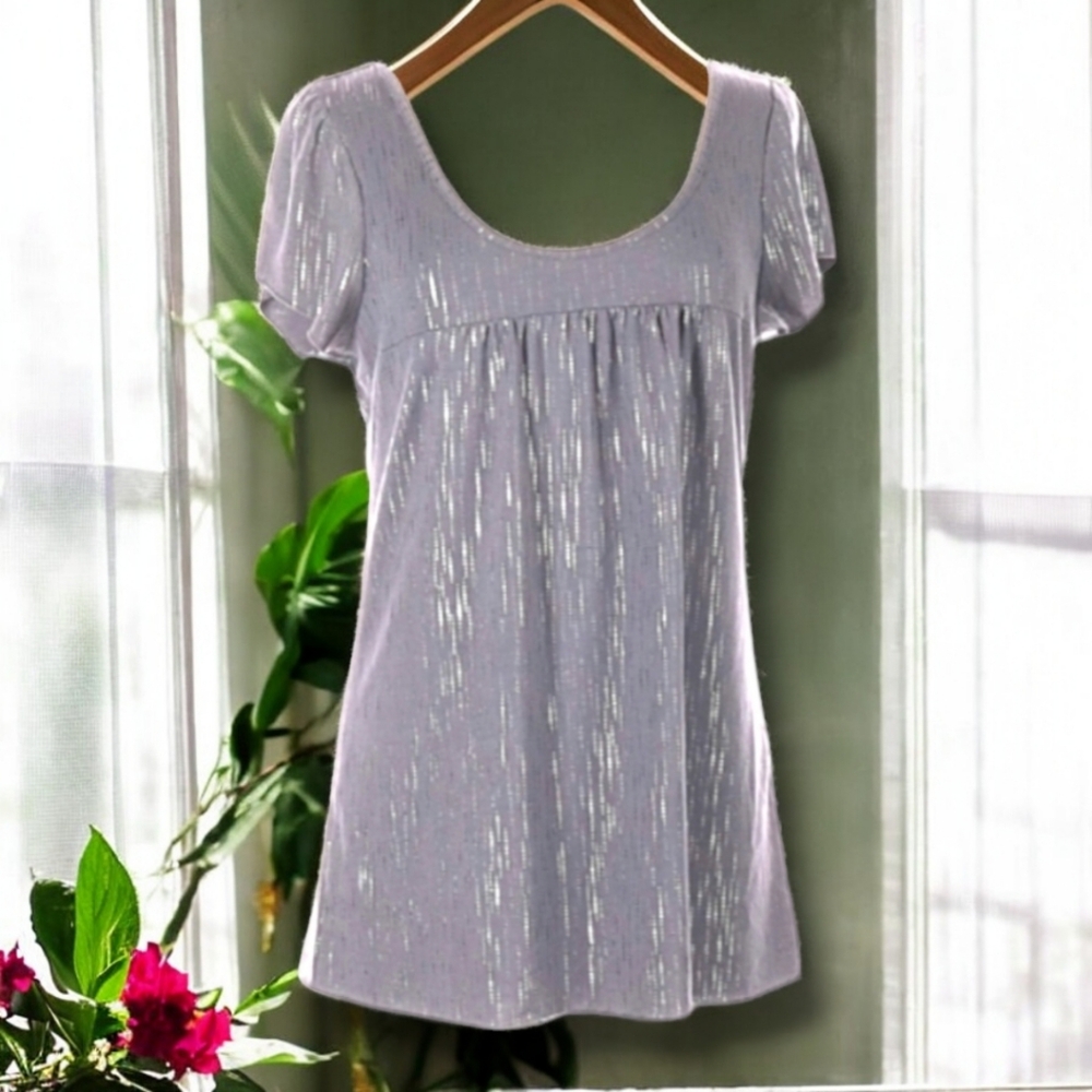 🤍Gitano Short Sleeve Gray Shirt With Some Subtle Shimmer